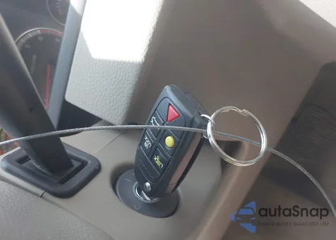 2004 Volvo Xc90 2.5T Awd from USA, damaged, VIN YV1CM59HX41071336